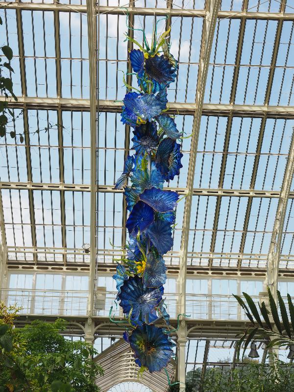 London, England: Kew Gardens: Persians (2018, Dale Chihuly)