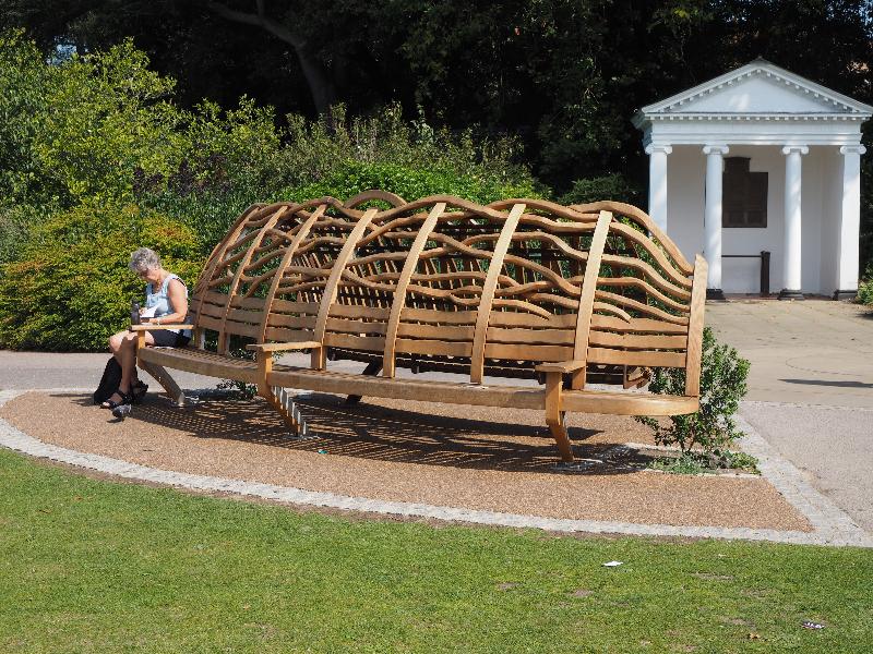 London, England: Kew Gardens: Remembrance and Hope (2018, made from 'Verdun Oak', designed and made by Gaze Burvill)