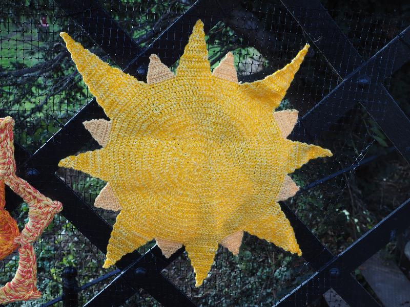 Cambridge, England: Jesus Lock: sunshine for midwinter (displayed Dec 2019 - Feb 2020, made by Zesty Helix)