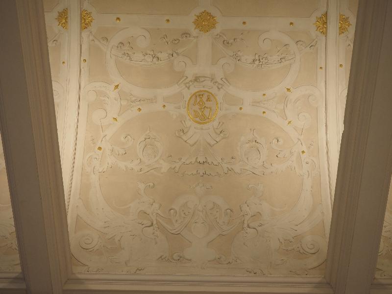 Cambridge, England: Newnham College: Clough Hall, ceiling (1887)