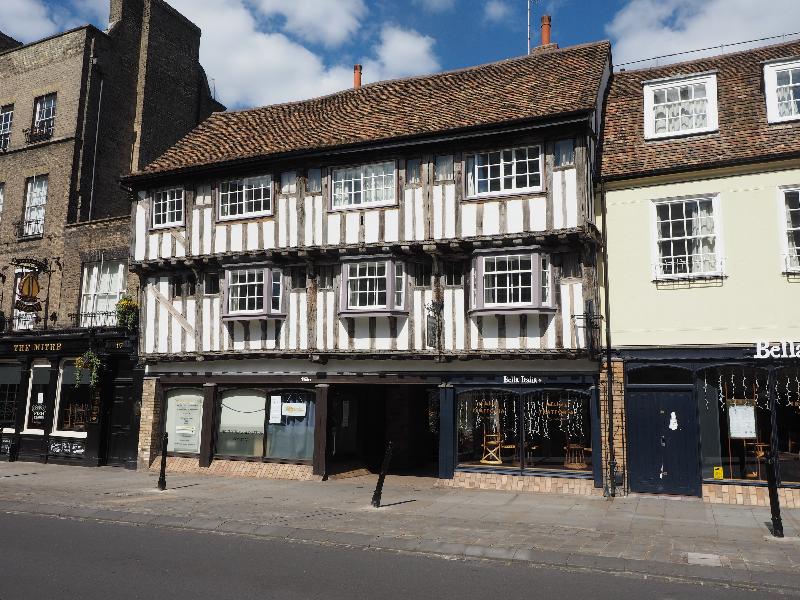 Cambridge, England: Bridge Street: old building