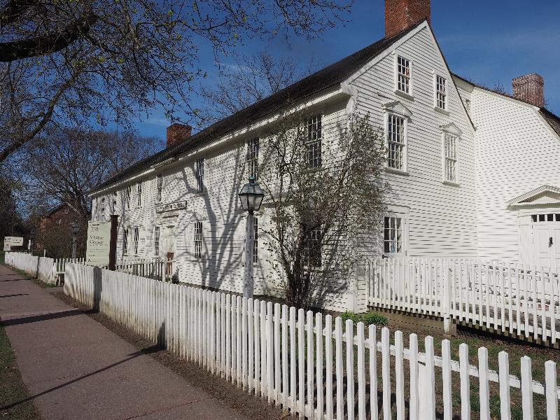 Deerfield, Massachusetts (MA): Old Main Street: Visitor Center at Hall Tavern (1760 and c1800, originally at Charlemont, MA)