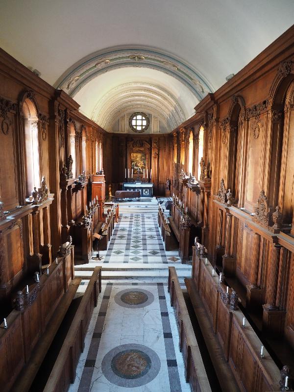 Cambridge, England: Sidney Sussex College: chapel interior