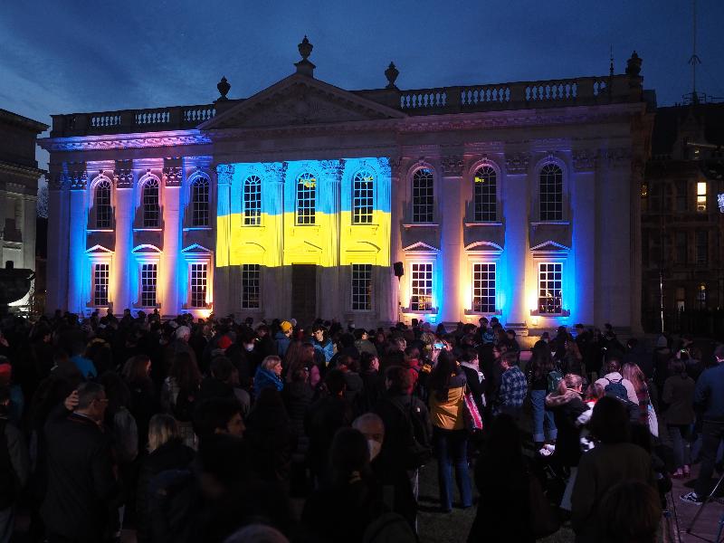 Cambridge, England: Senate House: Ukraine vigil