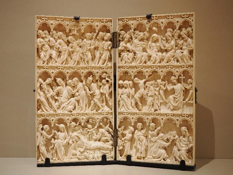 London, England: Courtauld Gallery: diptych with scenes of the Passion of Christ (around 1350-1375, Paris, France)