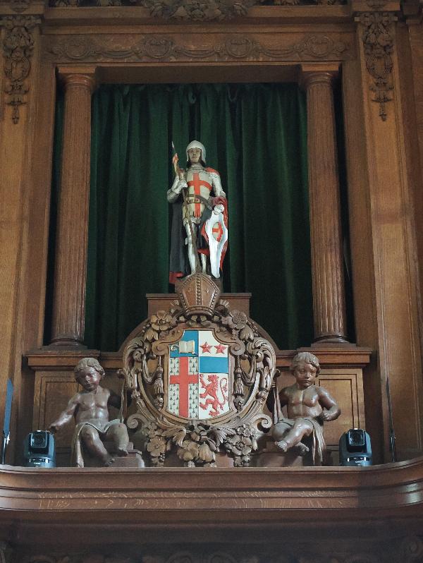 Cambridge, England: Sidney Sussex College: chapel, sculpture over entrance