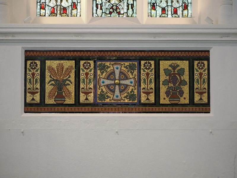 Cambridge, England: St Bene't's Church: chancel mosaic (Arthur Blomfield, ca. 1870s)