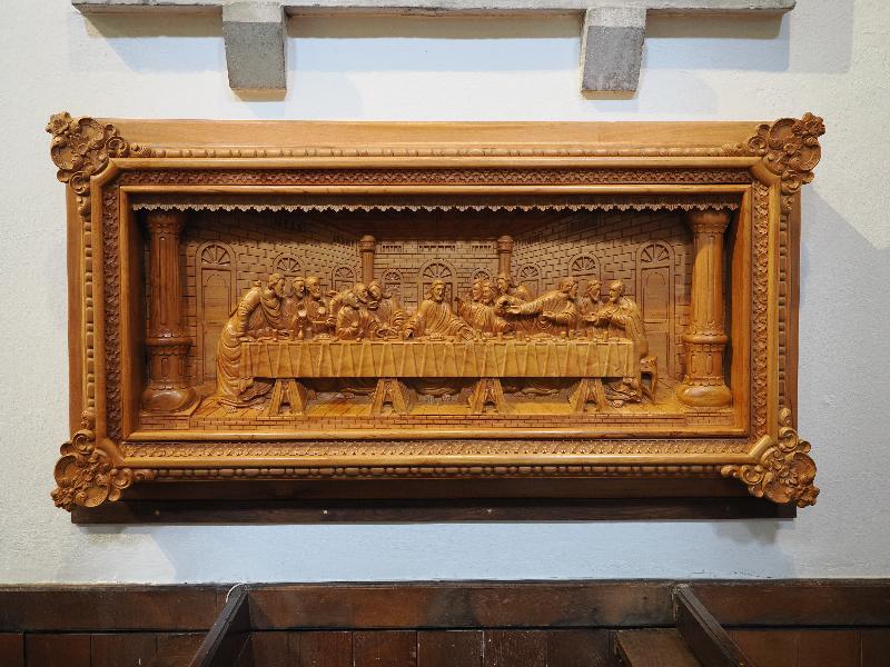 Castle Combe, England: St Andrew's Church: Last Supper