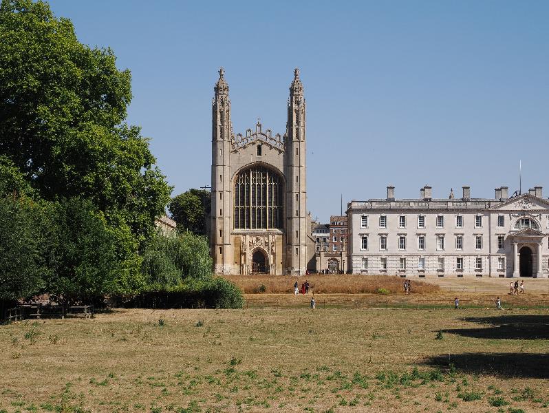 Cambridge, England: King's College: chapel, dry field