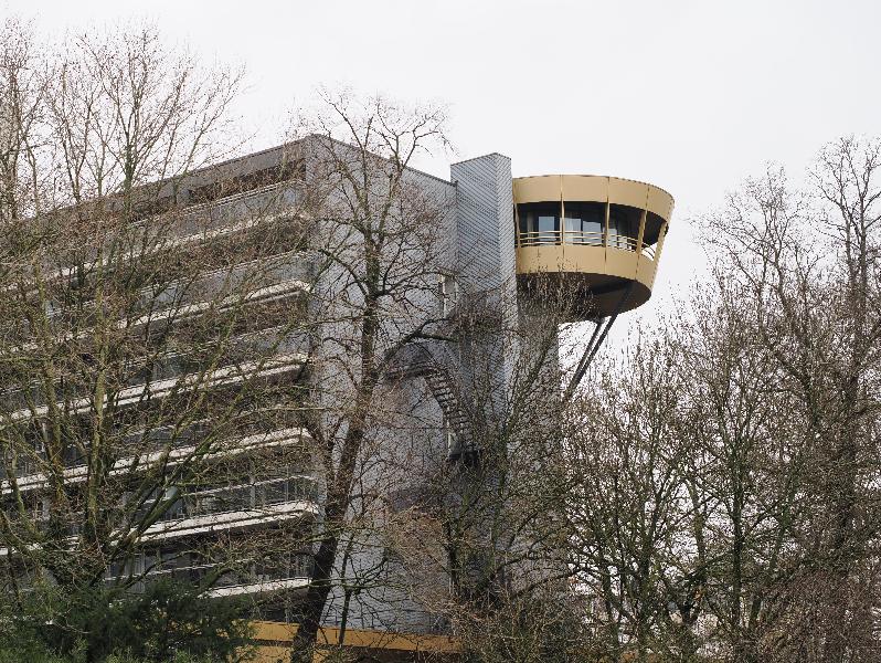 Amsterdam, Netherlands: Stadhouderskade, Byzantium: view from Vondelpark (1991, Rem Koolhaas)