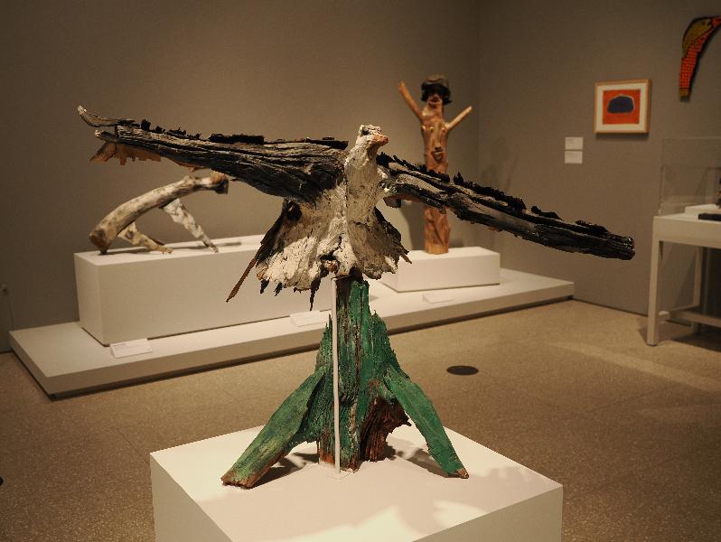 London, England: Royal Academy: Eagle (1988, Ralph Griffin)