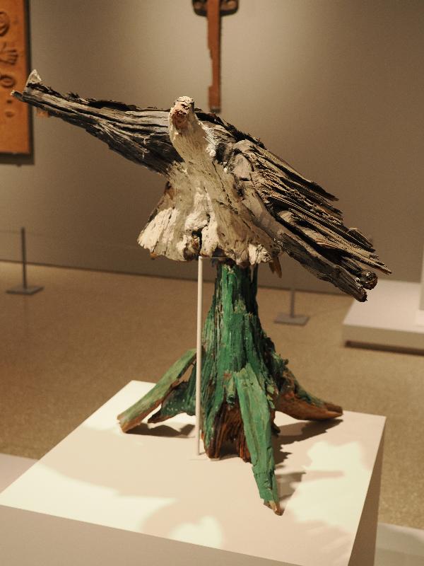 London, England: Royal Academy: Eagle (1988, Ralph Griffin)