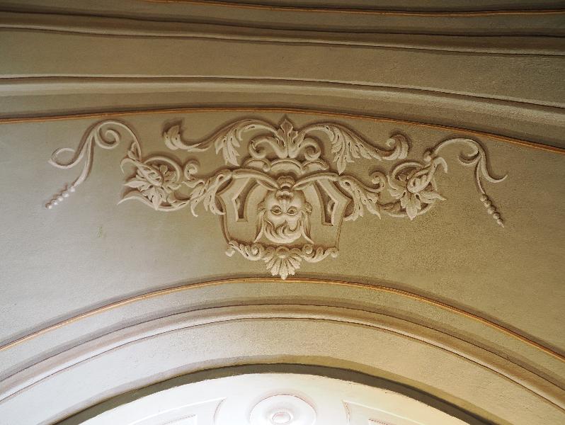 Cagnes-sur-Mer, France: Chateau Grimaldi: wall decoration