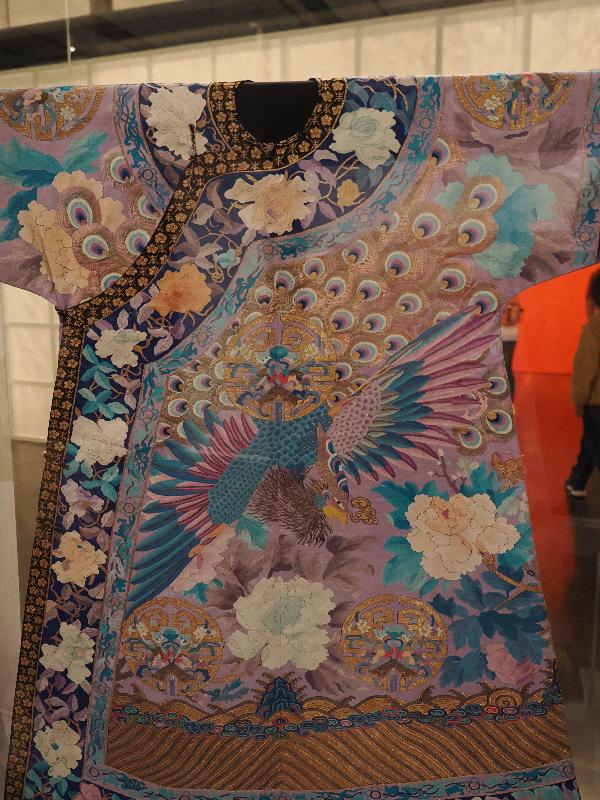 London, England: British Museum: Robe, front, kesi with embroidery (about 1880-1908, Imperial workshops: Nanjing, Suzhou or Hangzhou, made for Empress Dowager Cixi)