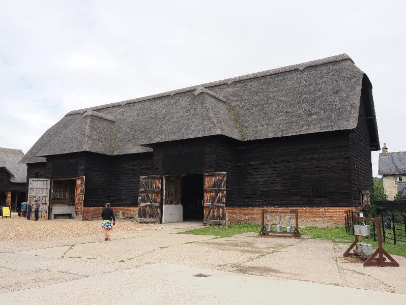Wimpole, England: Wimpole Estate: large barn