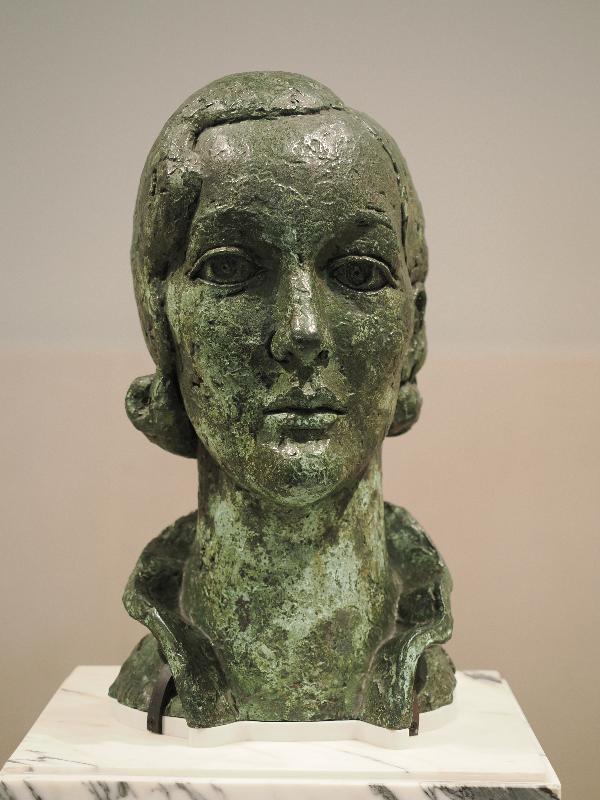 London, England: National Portrait Gallery: Marion Dorn (ca. 1930-1931, Frank Owen Dobson)