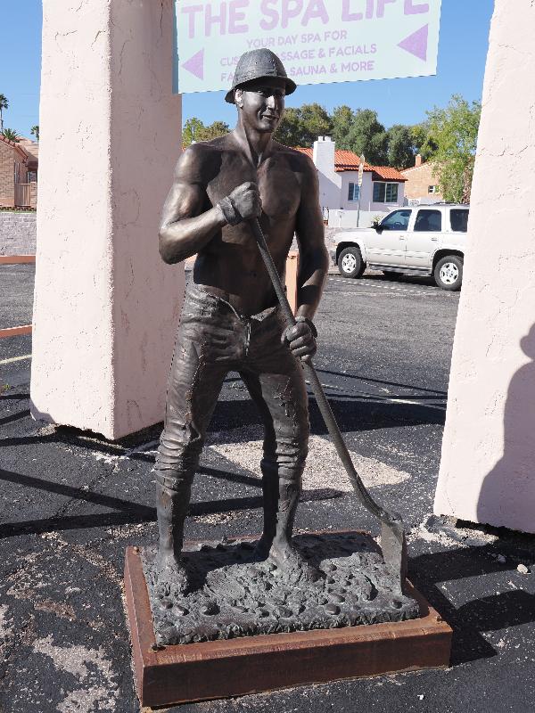 Boulder City, Nevada (NV): Nevada Way: At Work (Steve Liguori)