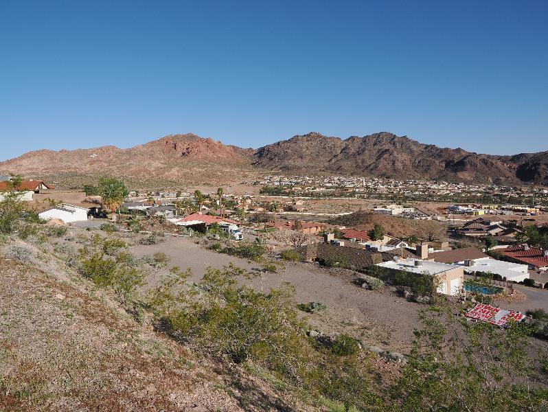 Boulder City, Nevada (NV): Nevada Way: Red and Black Mountains