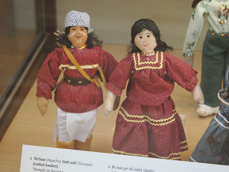 Flagstaff, Arizona (AZ): Museum of Northern Arizona: Bi naa go hii nehe (dolls) (20th century, Julianna Dennis, San Carlos Apache ??)