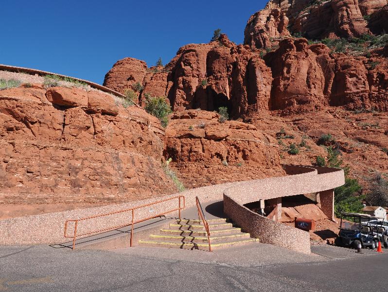 Sedona, Arizona (AZ): Chapel of the Holy Cross: ramp up to chapel (1954-1956, August K. Strotz and Richard Allen of Anshen and Allen)