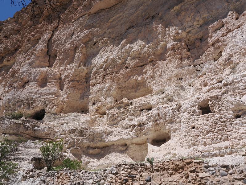 Camp Verde, Arizona (AZ): Montezuma Castle National Monument: alcoves and rock shelters