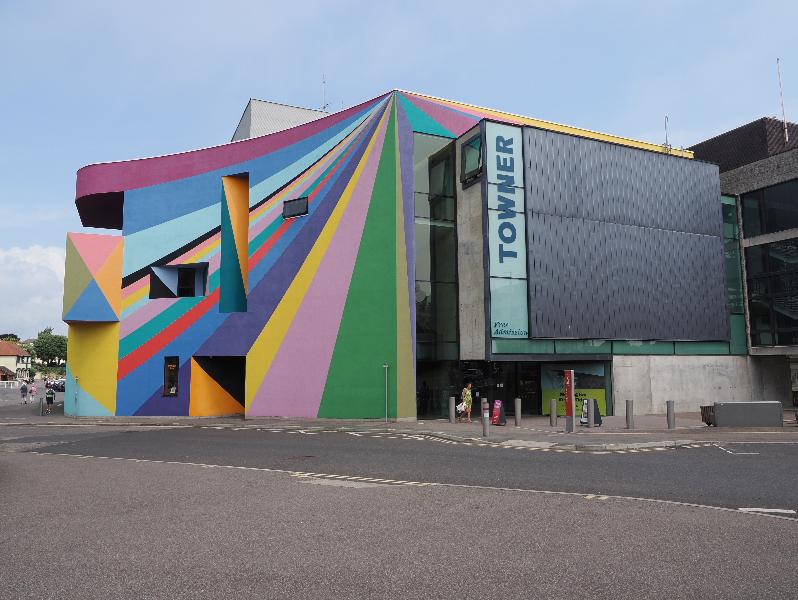 Eastbourne, England: Towner Eastbourne: view (2009, Rick Mather Architects)