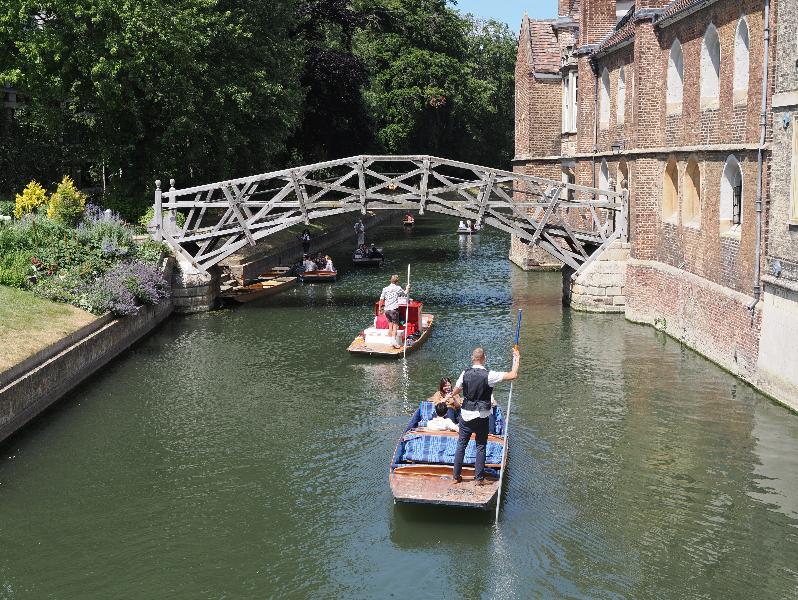 Cambridge, England: Queens' College: Mathematical Bridge