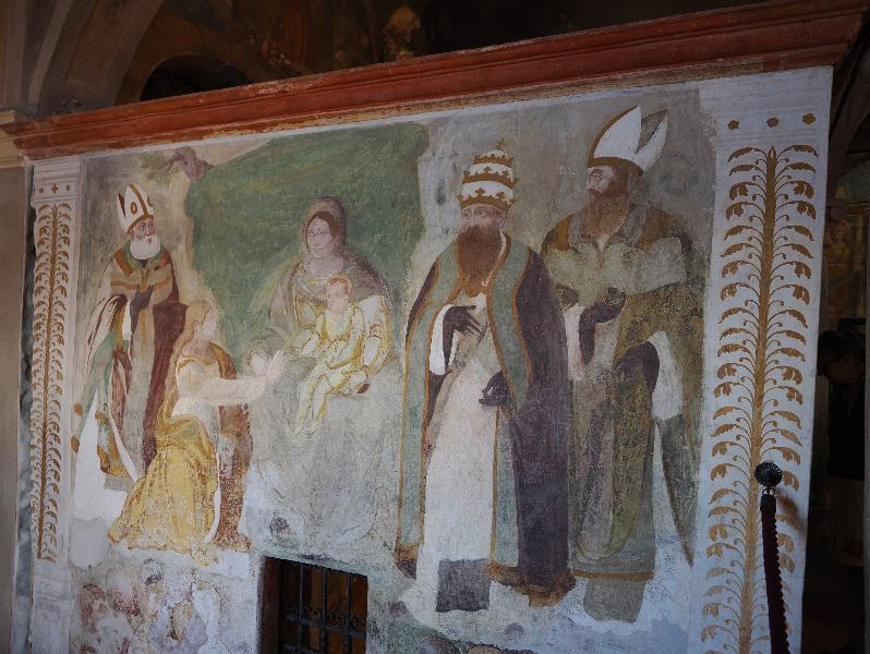 Santa Caterina del Sasso, Italy: chapel: Adoration of the Magi, wall painting