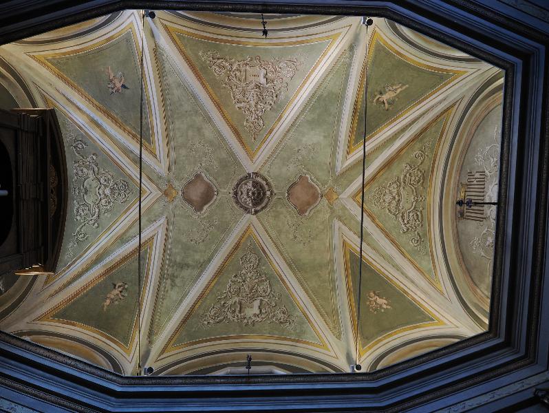 Isola Bella, Italy: San Vittore Martire Church: ceiling