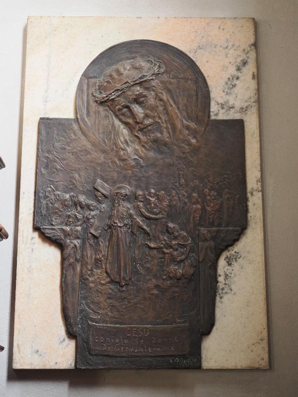 Pallanza, Italy: Church of San Leonardo: relief, Crucifixion