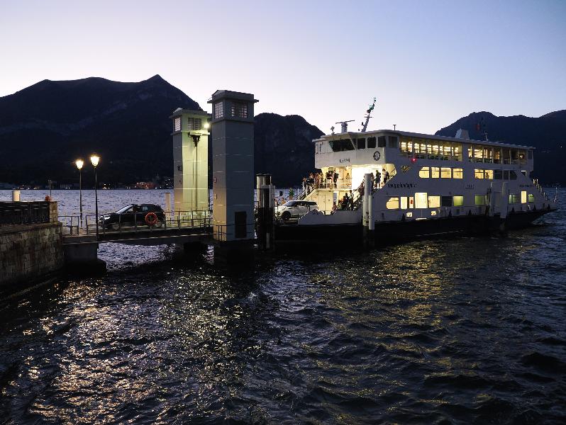 Bellagio, Italy: Via Lungo Lario Manzoni: car ferry unloading at dusk