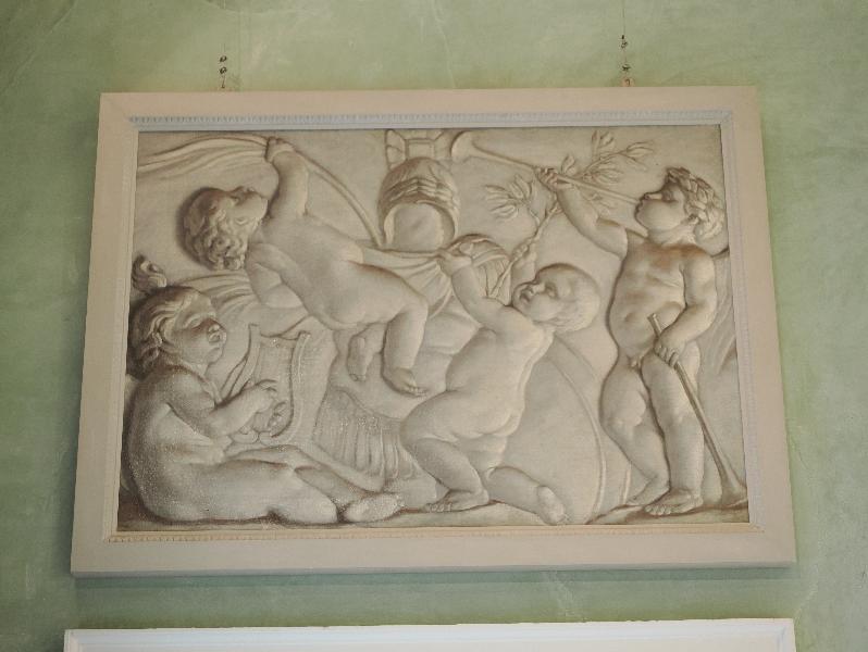 Tremezzina, Italy: Villa Carlotta, Palamedes Room: playing and dancing putti