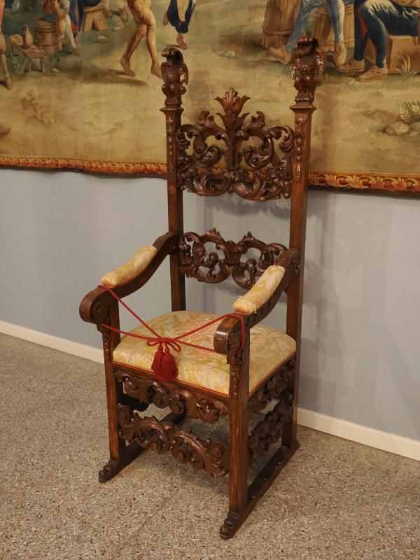 Tremezzina, Italy: Villa Carlotta, Tapestry Room: chair