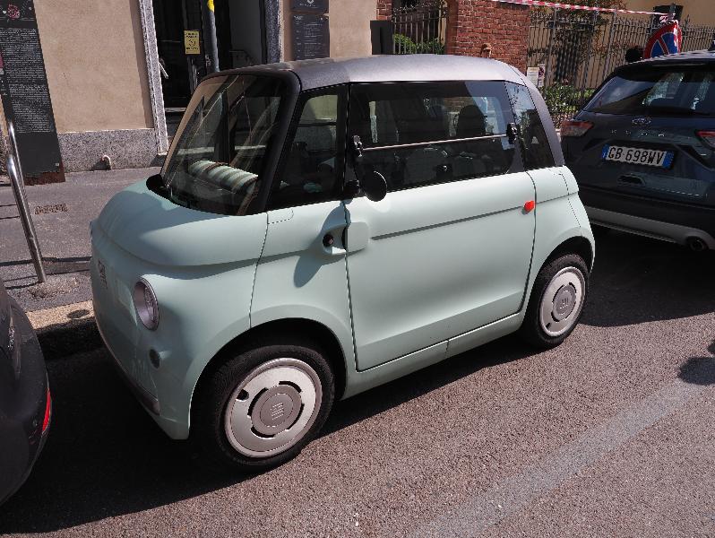Milan, Italy: Corso Magenta: Fiat Topolino