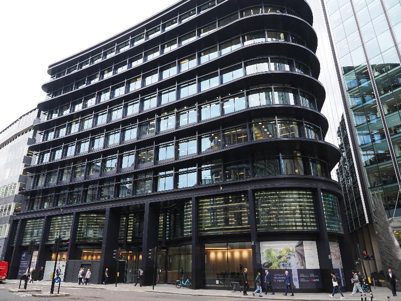 London, England: 60 Threadneedle Street: view (2009, Eric Parry Architects)
