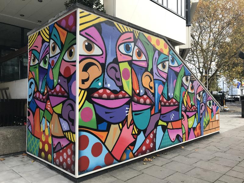 London, England: Embassy of Germany: The Power of Love (2024, Hunto)