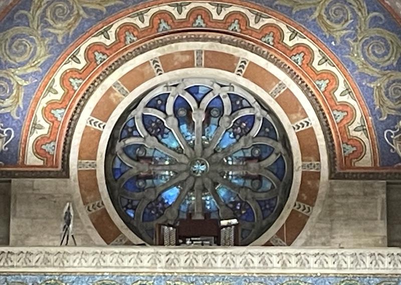 rose window