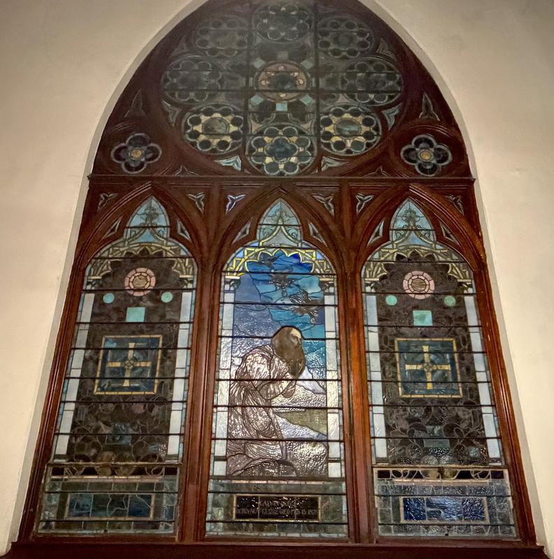 Dodd Memorial Window:  Elijah and the Ravens