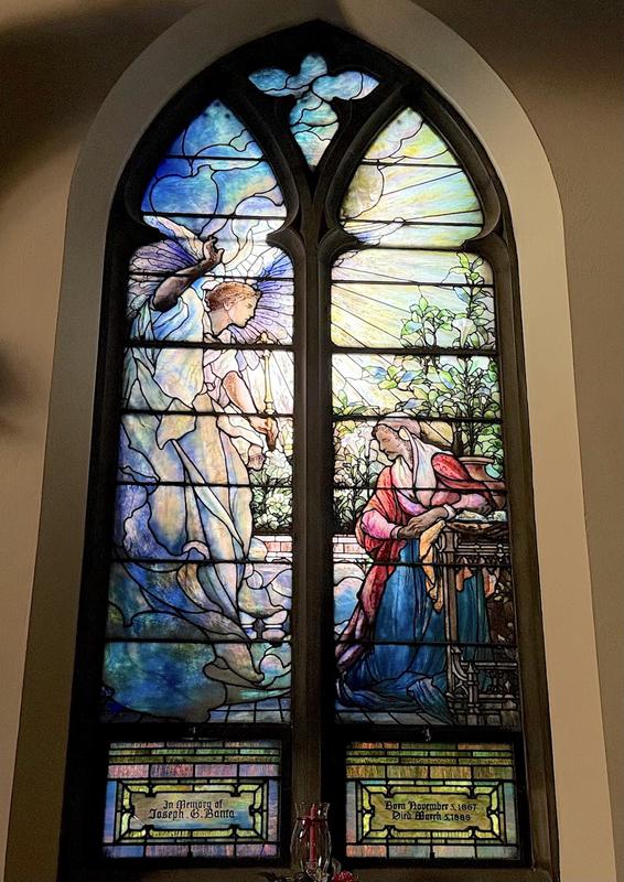 Banta Memorial Window:  Annunciation to Mary