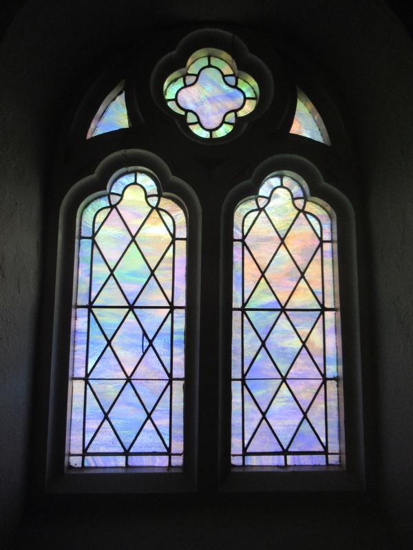 185 blue, green and amber windows