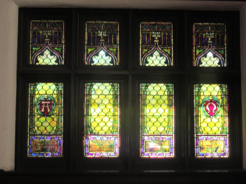 Thomas Memorial Window:  ornamental