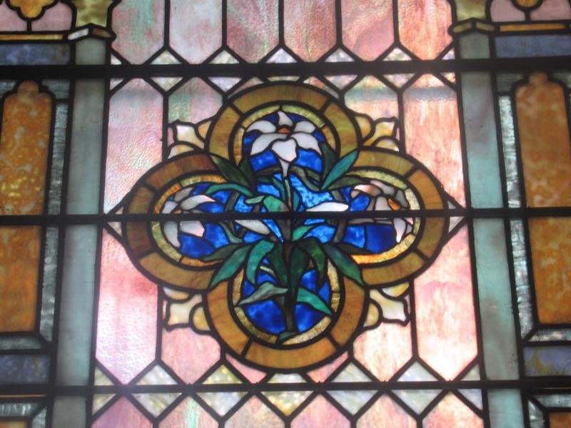 Robertson Memorial Window:  ornamental