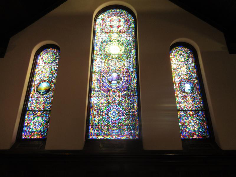 Jones Memorial Window:  medallion