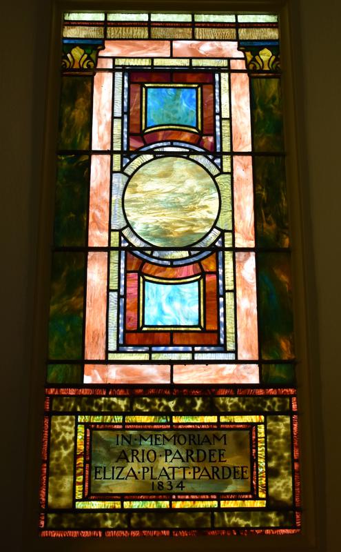 Pardee Memorial Window:  ornamental