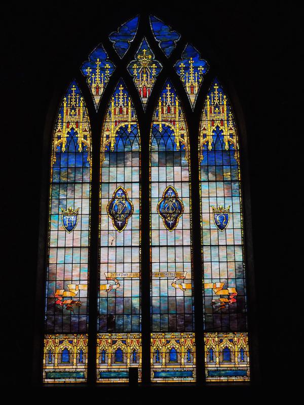 Ladies Aid Society Memorial Window:  ornamental window