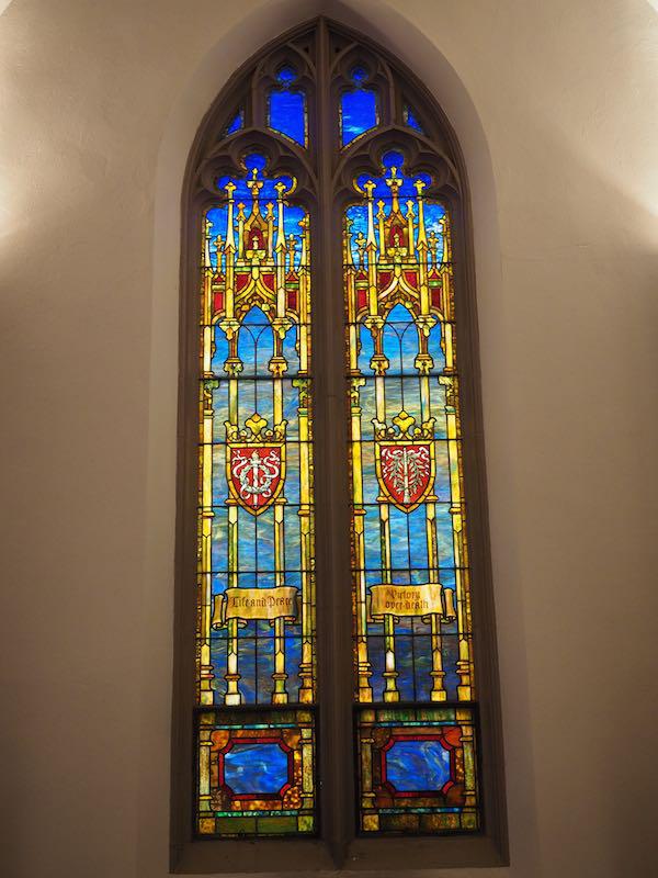 Baker Memorial Window:  Life and Peace, and Victory over Death