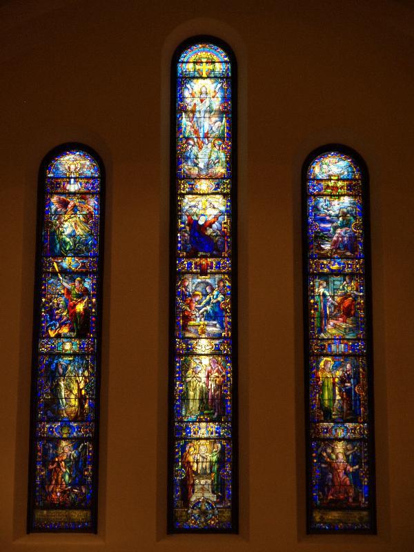Hopkins, Gallie and Rapkin Memorial Window:  medallion window