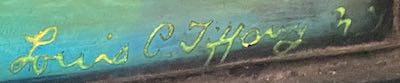 item signature has a photo