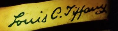 item signature has a photo