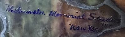 item signature has a photo